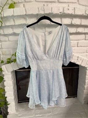 Pale Blue V-Neck Puff Sleeve Romper